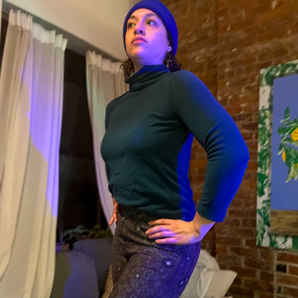 Uniqlo Heattech Fuzzy Green Turtleneck